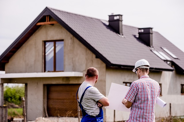 A building inspector amends his run-off insurance after returning to work.